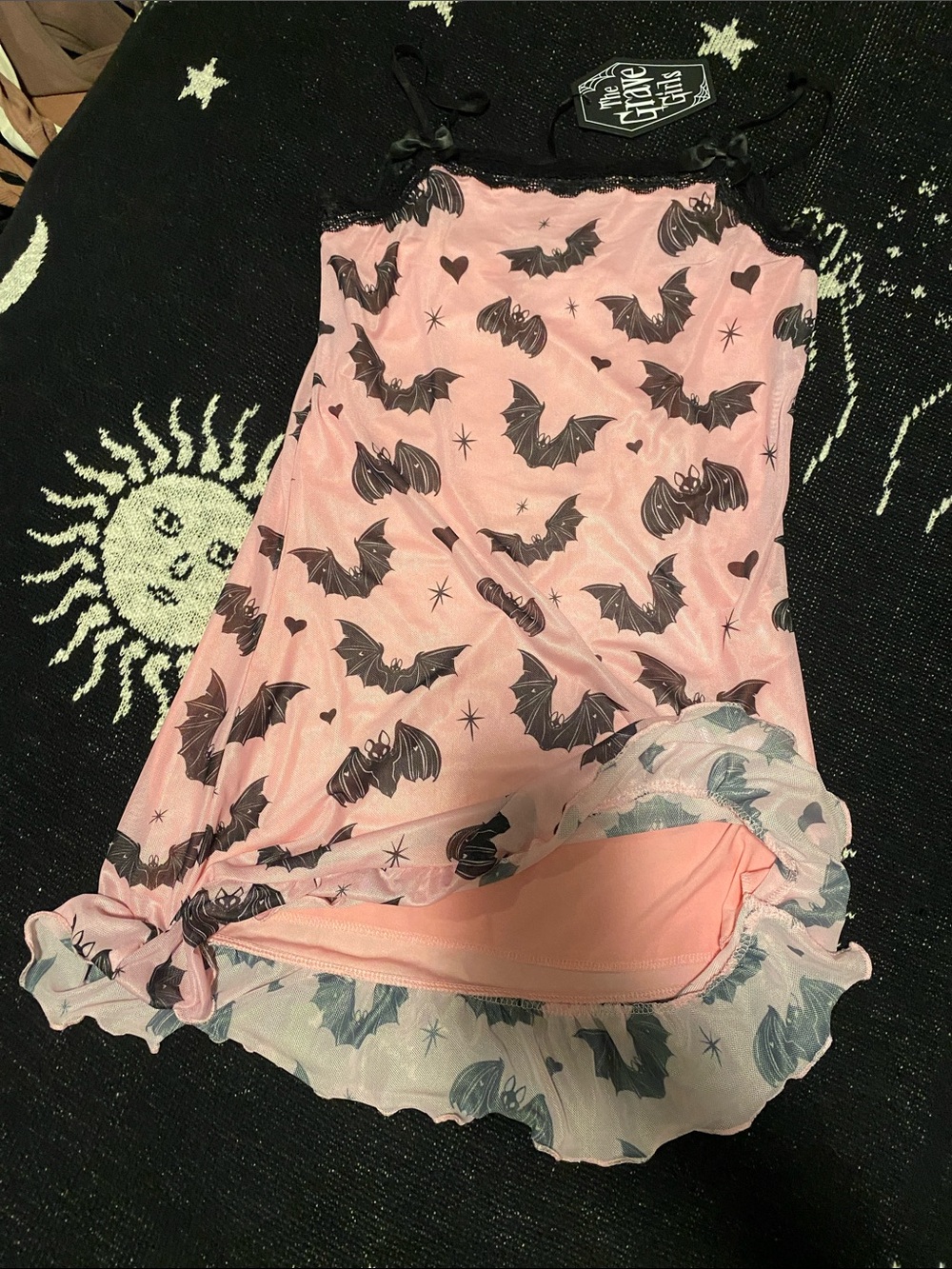 The grave girls Pink mesh slip dress - Picture 2 of 4